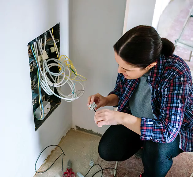 Professional Whole House Rewiring: Your Local Rewiring Specialists in Riverview, FL